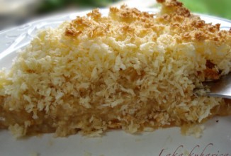 Ананасовый пирог с кокосовым топпингом
