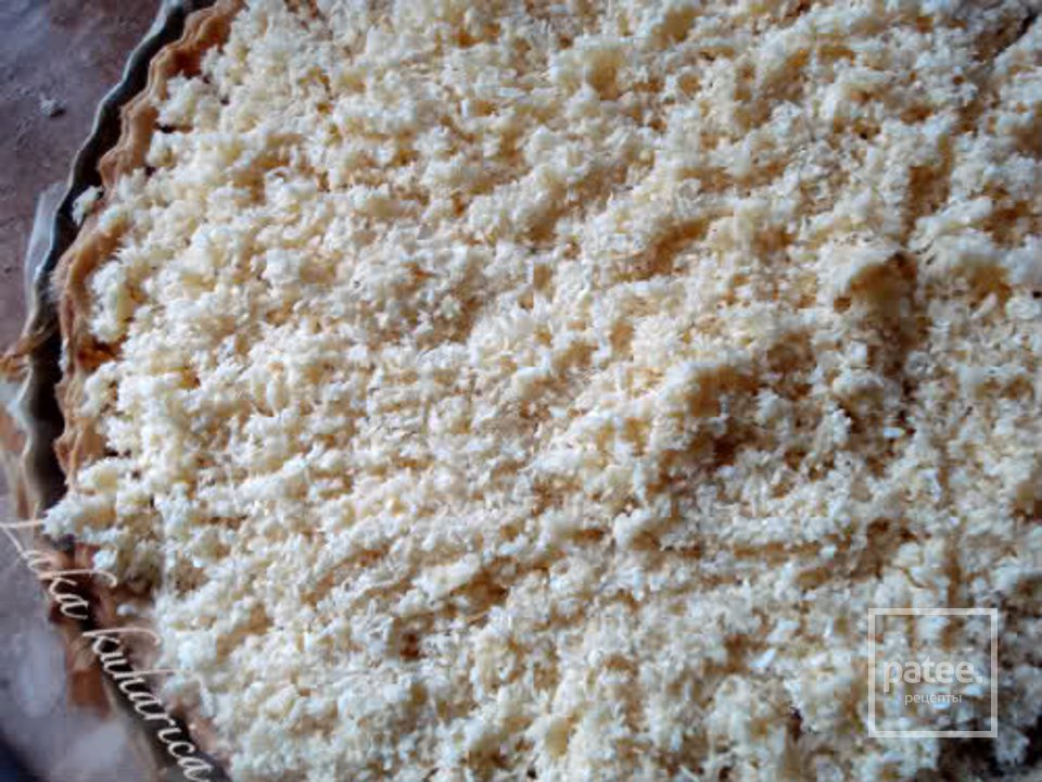 Ананасовый пирог с кокосовым топпингом - Шаг 7