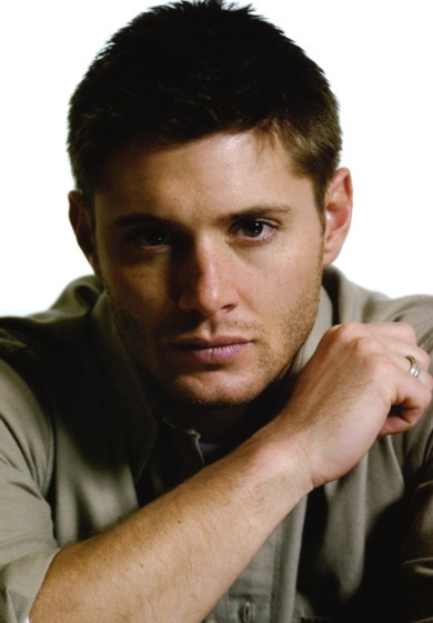 А какой он ваш личный топ 10 самых красивых актеров (актрис)? )