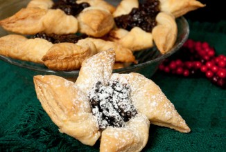 Пирожные-вертушки с черносливом