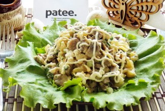 Салат из куриной печени и ананасов