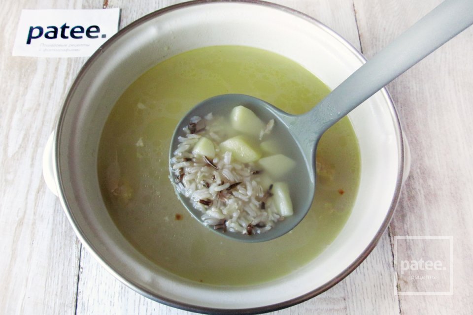 Суп куриный с диким и коричневым рисом - Шаг 7