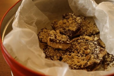 Рецепт Карамель с орехами и шоколадом