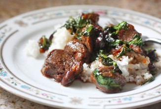 Говядина со шпинатом в абрикосовом соусе