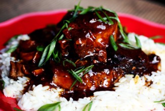 Свиные отбивные в соевом соусе