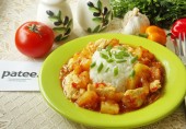 Куриная грудка с ананасами и карри