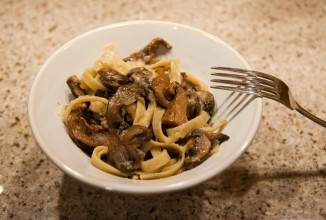 Паста с грибами и сыром