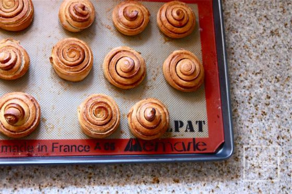 Роллы с кардамоном и корицей - Шаг 14