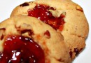 Печенье с орехами и джемом