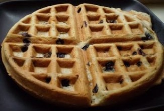 Вафли с черникой