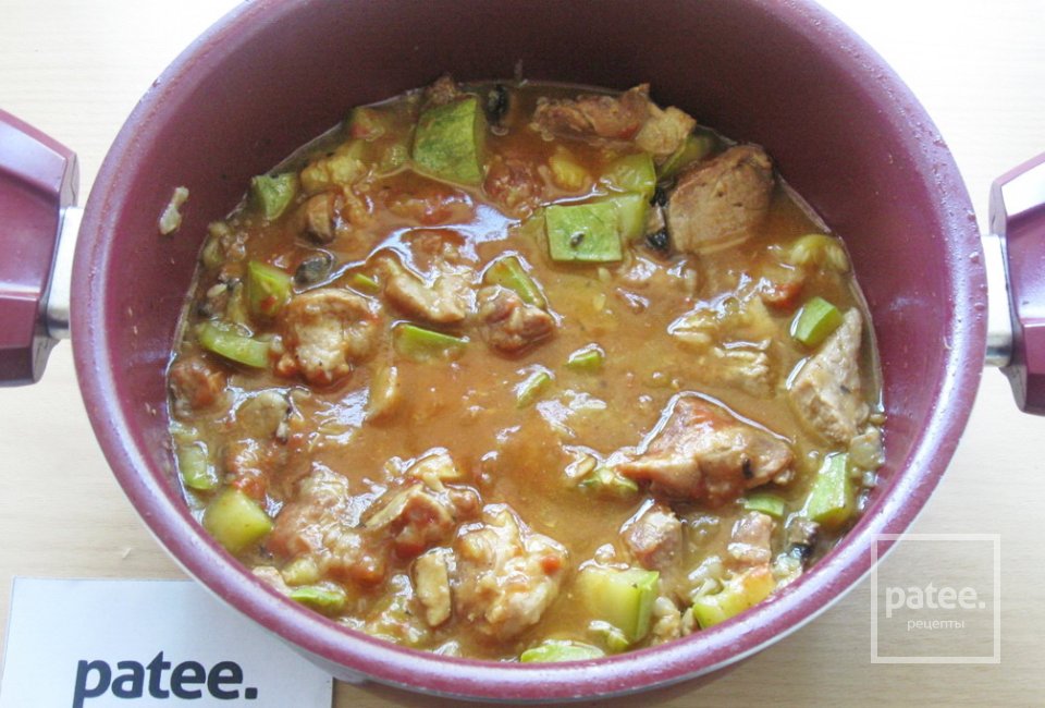 Свинина с грибами и кабачками в сырном соусе - Шаг 12