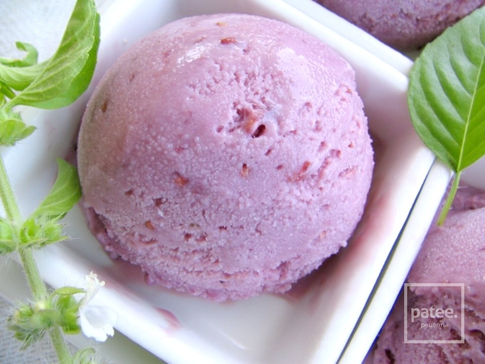 Черничное джелато с лимонным базиликом - Шаг 13