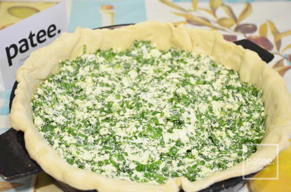Пирог с зеленью и творогом - Шаг 12