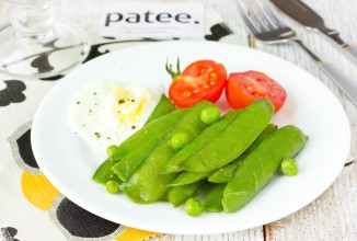 Стручковый горошек с маслом