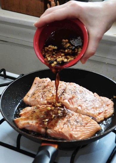 Лосось в имбирном соусе - Шаг 9