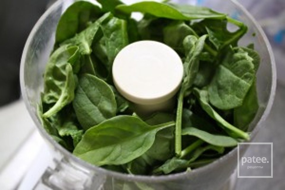 Курица в панировке из шпината с орехами - Шаг 2