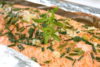 Печеный лосось с эстрагоном