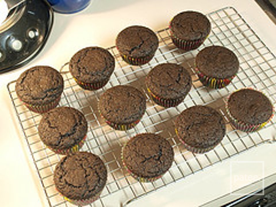 Шоколадные кексы с кардамоном - Шаг 10