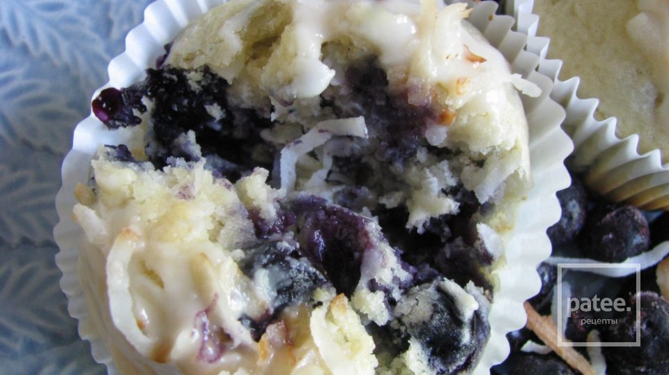 Кокосовые кексы с черникой - Шаг 8