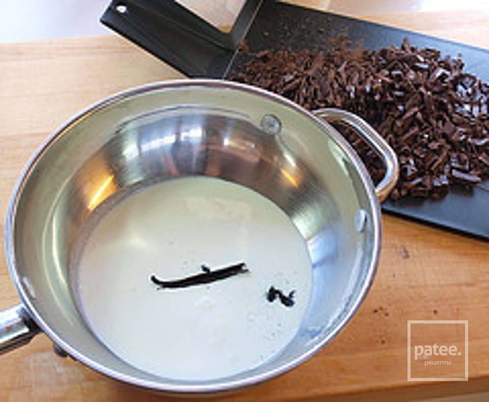 Торт с малиновым кремом и ганашем - Шаг 13