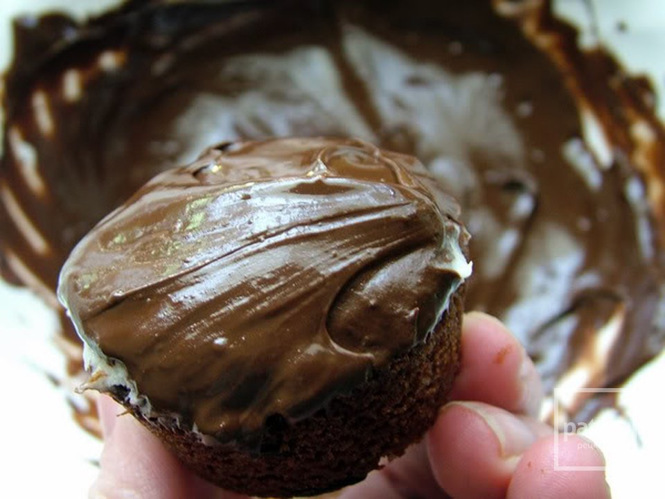 Шоколадные кексы с мятной глазурью и ганашем - Шаг 20