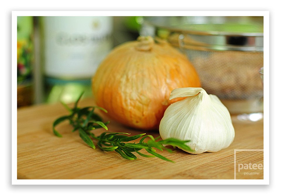 Белая фасоль с луком - Шаг 1