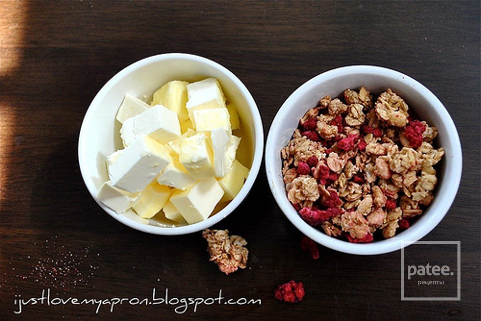 Печенье с клюквой, макадамией и малиновым джемом - Шаг 2