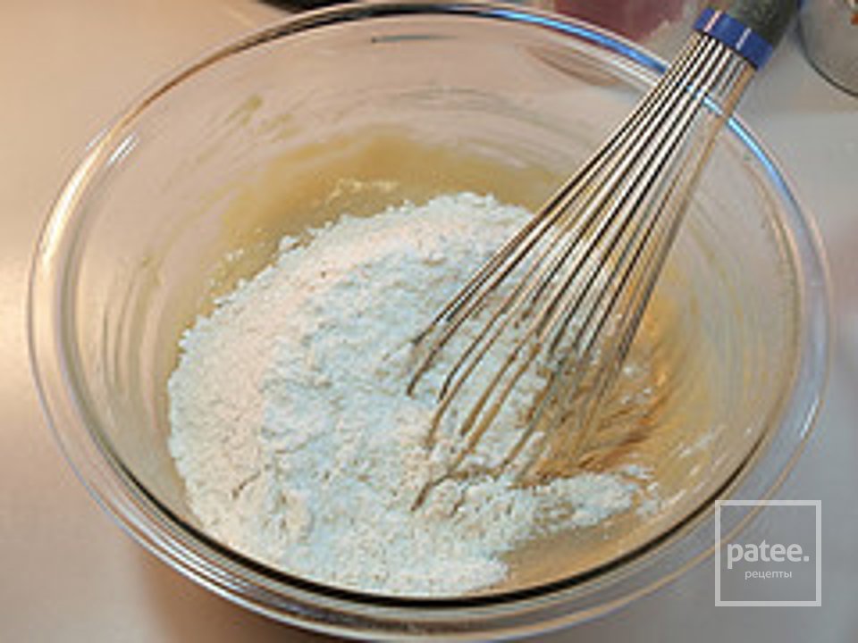 Блонди с шоколадом и кокосовой стружкой - Шаг 6