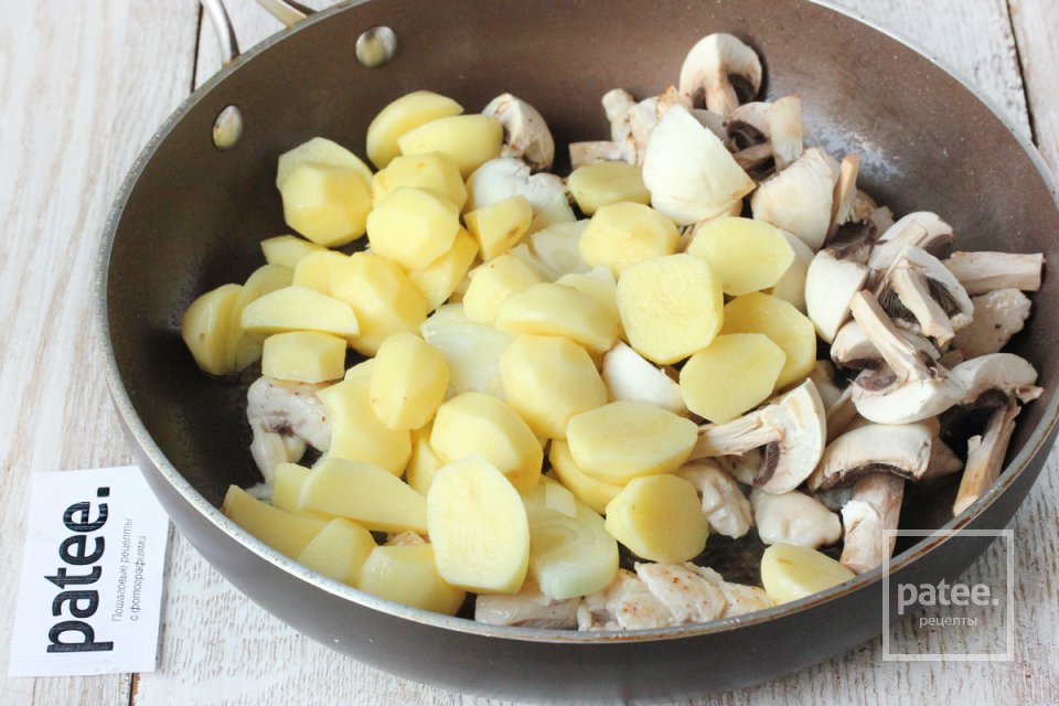 Овощное рагу с куриным филе и шампиньонами - Шаг 8