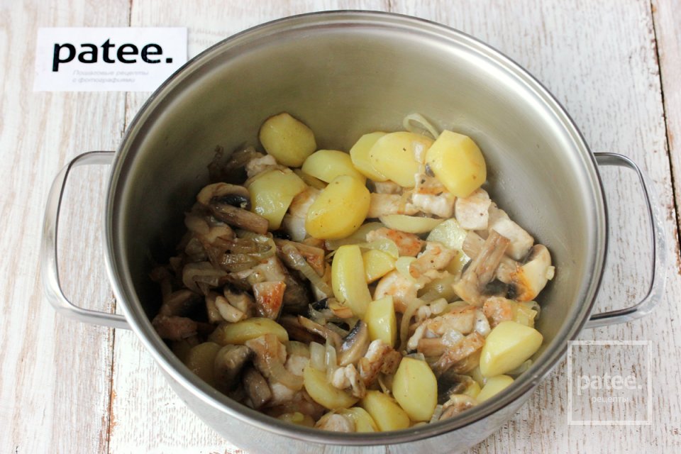 Овощное рагу с куриным филе и шампиньонами - Шаг 10