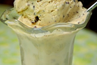 Мороженое Бейлис с шоколадной стружкой