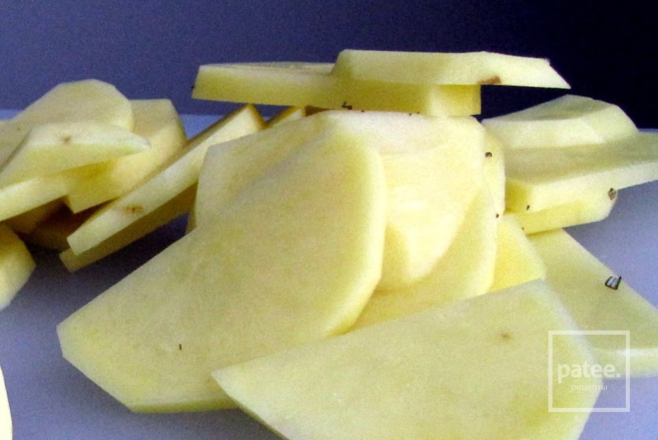 Запеченный картофель с розмарином - Шаг 2