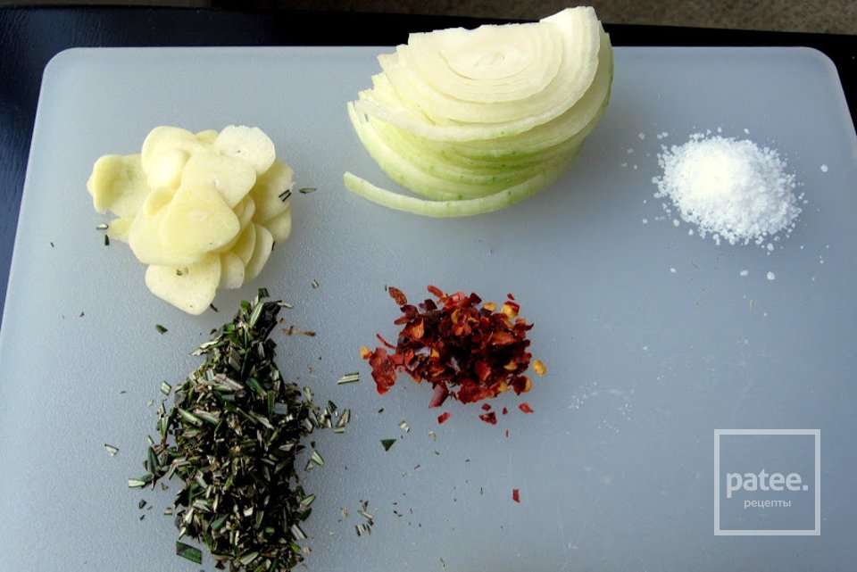 Запеченный картофель с розмарином - Шаг 4