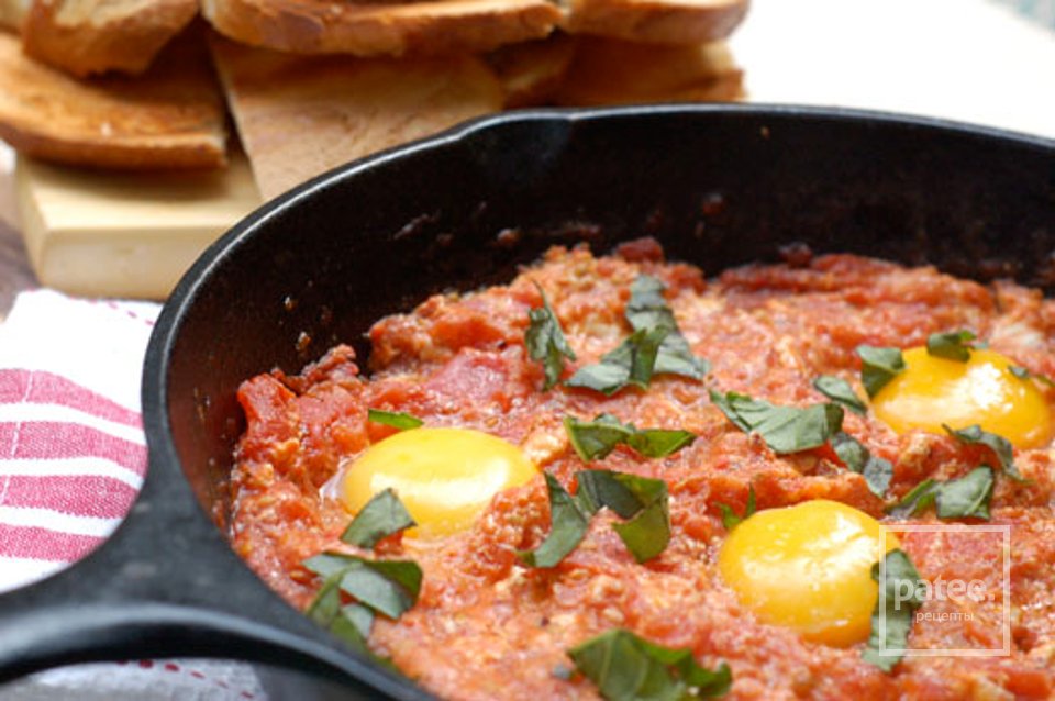 Яичница с помидорами - Шаг 8