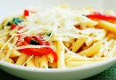 Паста с печеным перцем и базиликом