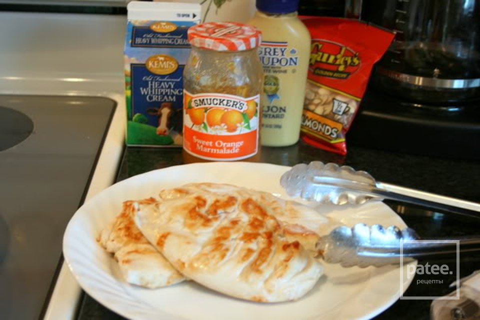 Куриное филе в миндальном соусе - Шаг 4