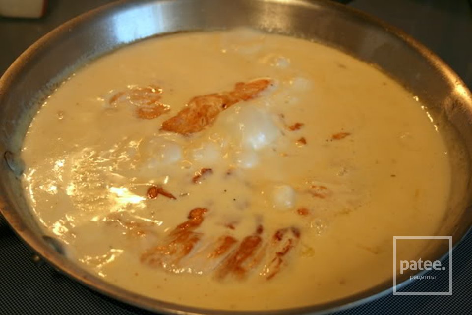 Куриное филе в миндальном соусе - Шаг 8