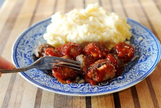 Фрикадельки в соусе для шашлыка