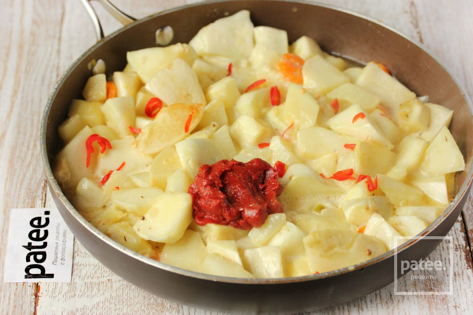 Патиссоны в сметанно-томатном остром соусе - Шаг 7