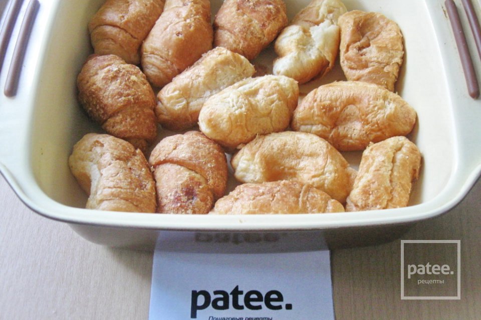 Круассаны с вишней в суфле из йогурта - Шаг 2