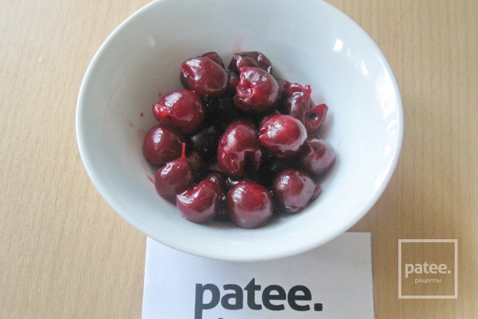 Круассаны с вишней в суфле из йогурта - Шаг 3