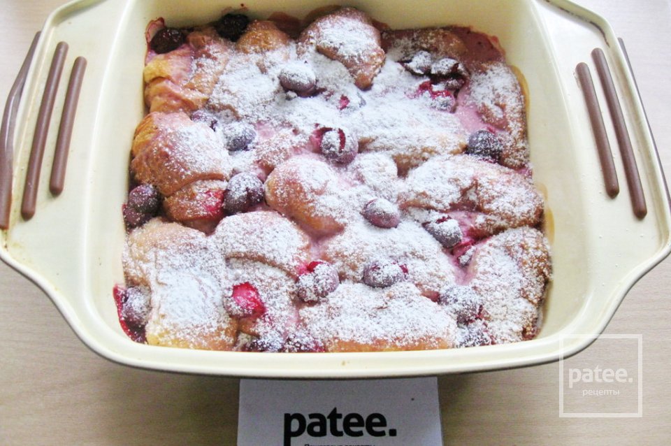 Круассаны с вишней в суфле из йогурта - Шаг 10