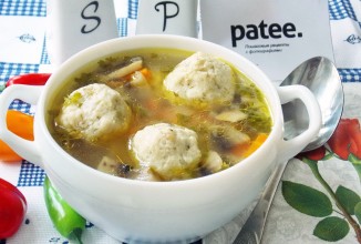 Суп с фрикадельками и грибами