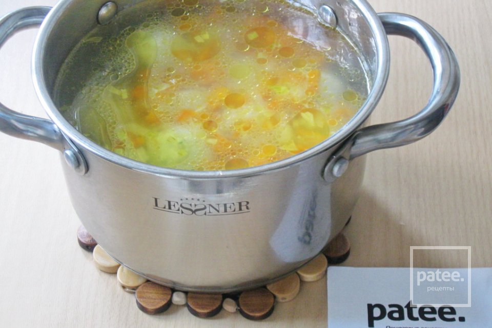 Суп с фрикадельками и грибами - Шаг 11