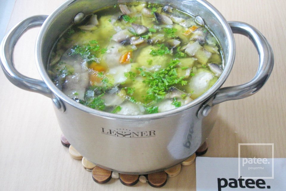 Суп с фрикадельками и грибами - Шаг 13