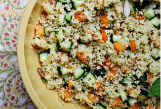 Салат из кускуса с абрикосами и мятой