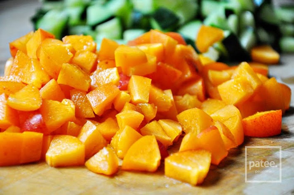 Салат из кускуса с абрикосами и мятой - Шаг 7