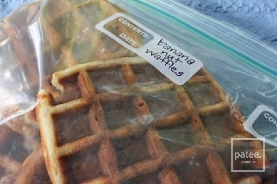 Банановые вафли с орехами - Шаг 14