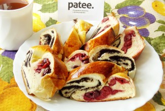 Сдобный рулет c  вишней и маком