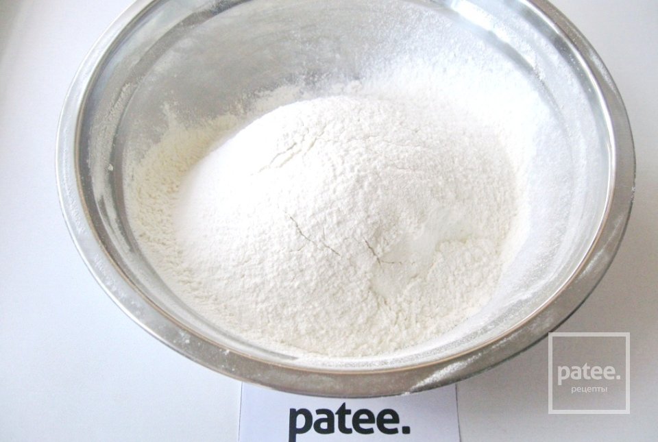 Сдобный рулет c  вишней и маком - Шаг 7